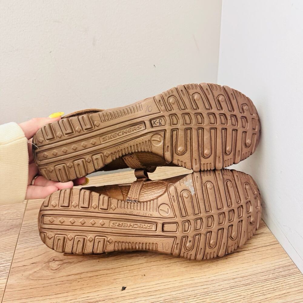 Skechers Cali Gear Mary Jane water shoes in bronze Size 7 - Picture 8 of 9
